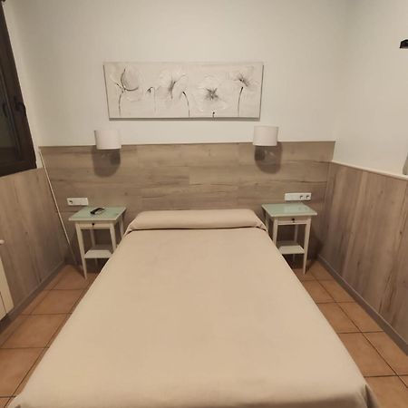 Hostal Maria Ronda Madrid Exterior photo